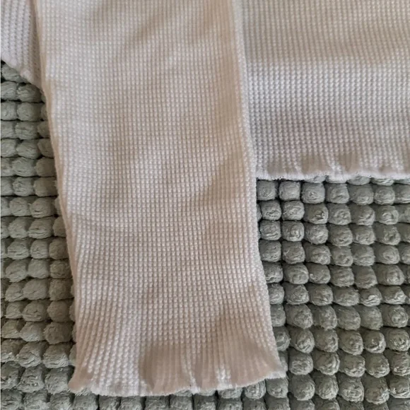 We The Free Women's White Long Sleeve Tee - Picture 4 of 6